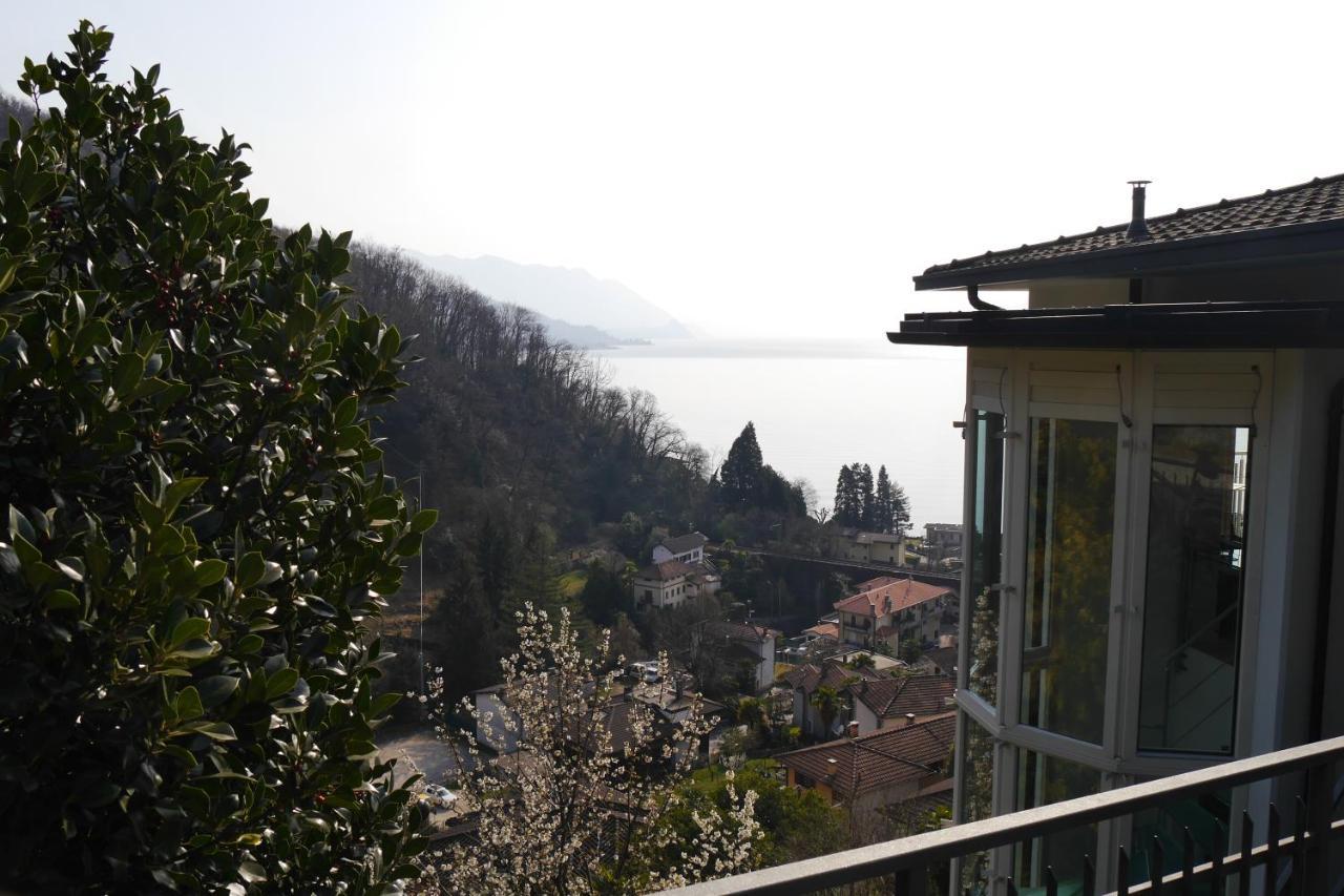Casa Colmegna Mit Traumhaften See- Und Bergblick Luino Eksteriør billede