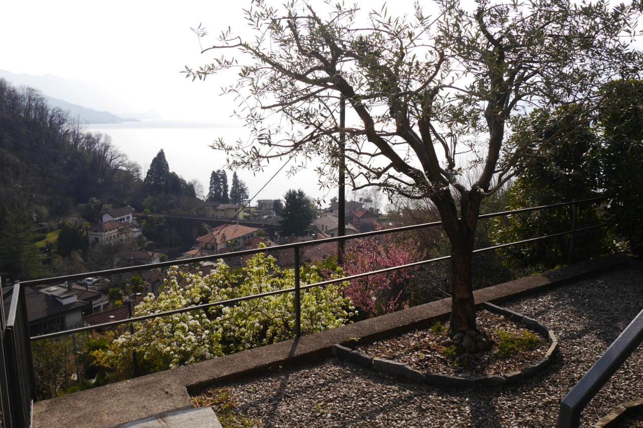 Casa Colmegna Mit Traumhaften See- Und Bergblick Luino Eksteriør billede